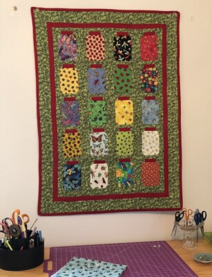 Bug Jar Quilt Fabric, 25 Assorted 4 1/2 x6  Rectangles, FREE Bug Jar Pattern #2