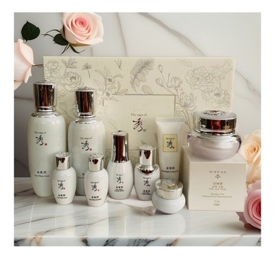 The Saga of Xiu Pure White Special Set (9 Items) Moisture, Shines Brightly