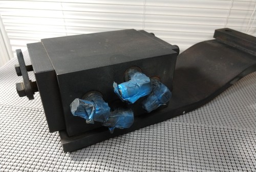 Catapillar CAT 118-5984 285-1764 Valve GP-PIL 1185984 2851765 EXCAVATOR