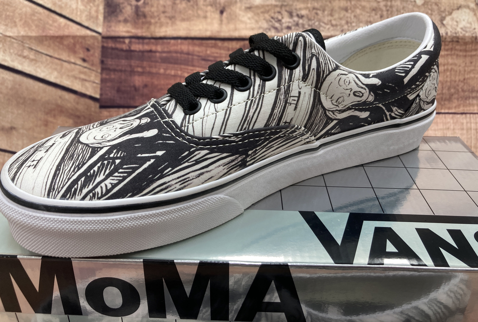 vans era moma edvard munch