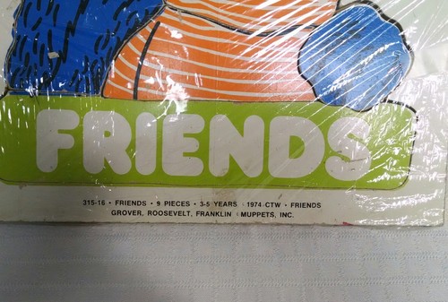 Vintage 1974  9 PC Wooden Puzzle Playskool Muppets Inc. Grover & Roosevelt