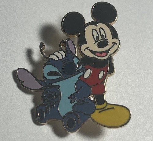 ミッキー 消防士 ピンバッジ DisneyPins ミッキー 消防士 ピンバッジ DisneyPins - メルカリ