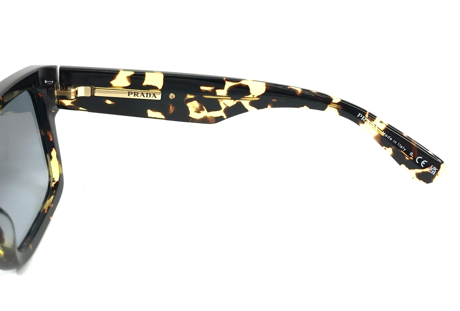 Pre-owned Prada Sunglasses Spr25z 16r-30f Tortoise Square Frames W/ Blue Lenses 56-18-140
