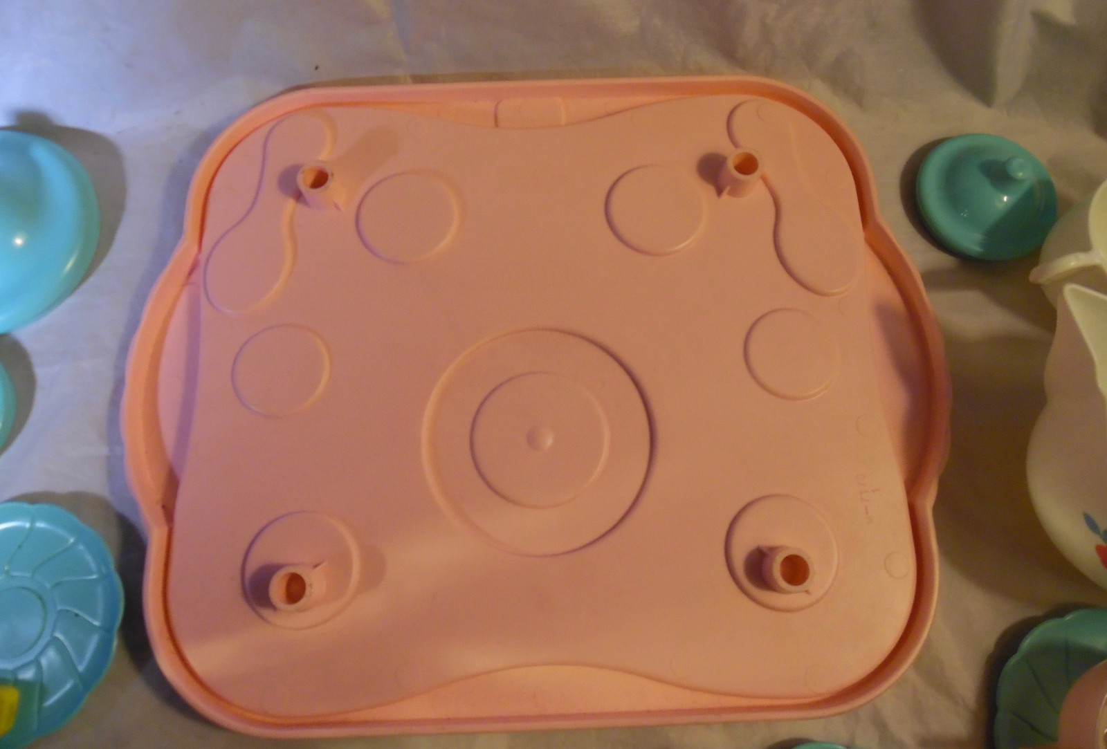 PLAYSKOOL MAGIC TEA PARTY tea set with COLOR CHANGE CUPS, pot, sugar bowl