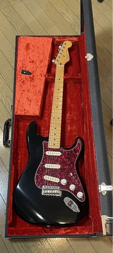 fender Mexico 1995年製　ハードケース付 Electric Guitar Fender Mexico Stratocaster 1995 Black S/N
