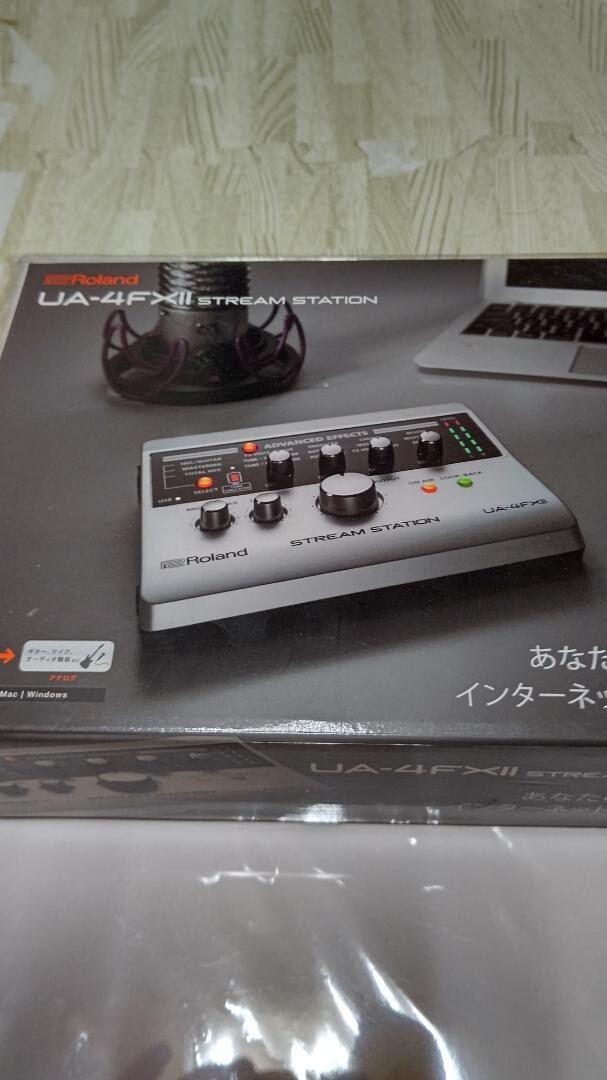 Roland UA-4FX2 STREAM STATION [UA-4FXⅡ] Roland Audio Interface Ua-4fx2 Stream Station Ua-4fx II for