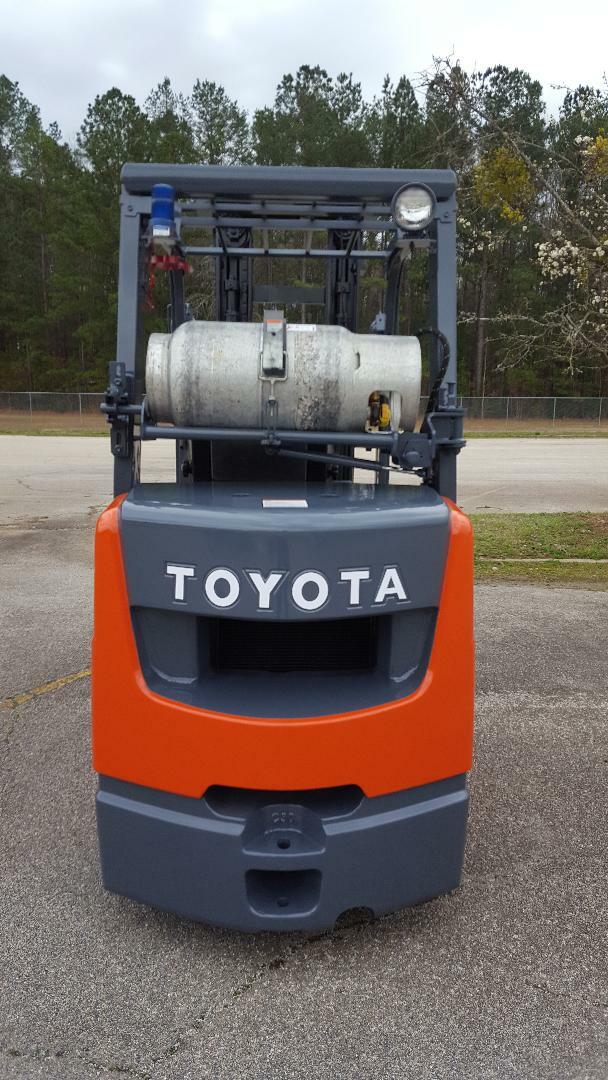 2013 Toyota 8FGCU30 Forklift Truck, Low Hours, New Paint