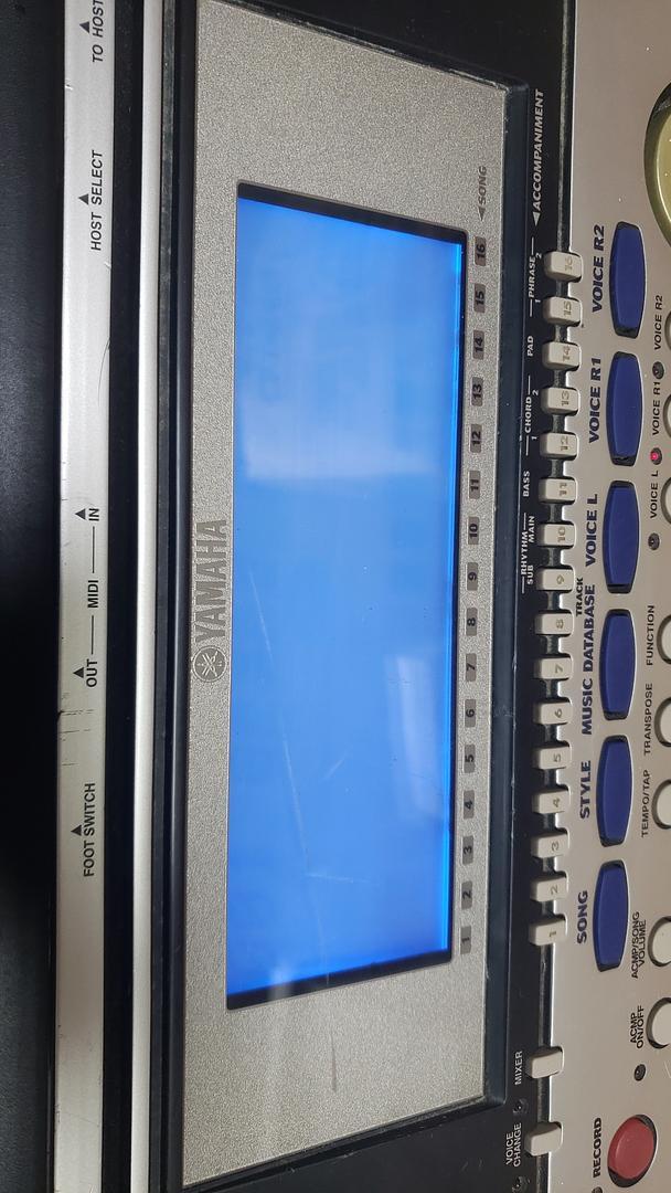 Yamaha PSR-550 Portatone Electric Keyboard