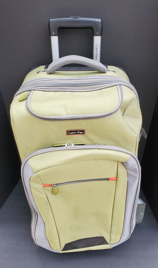 Roller Bag Suitcase Rare!!