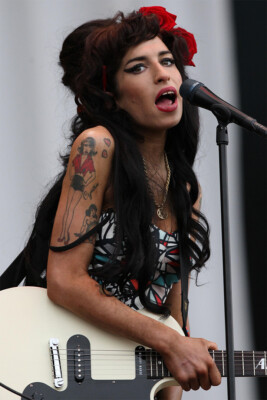 Amy Winehouse Uk Music Singer Star Print Wall Art Home Decor - POSTER 20x30