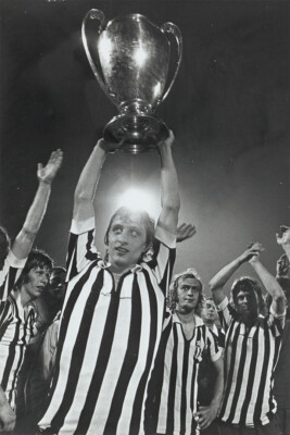 1972-73 Ajax European Cup Soccer Champions Match Print Wall Art - POSTER 20''x30''