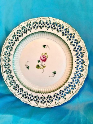 Herend Vienna Rose Piercing Plate 22cm