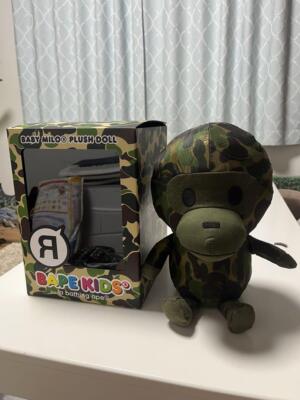 BAPE® × READYMADE BABY MILO® PLUSH DOLL A Bathing Ape Baby Milo Plush Doll black