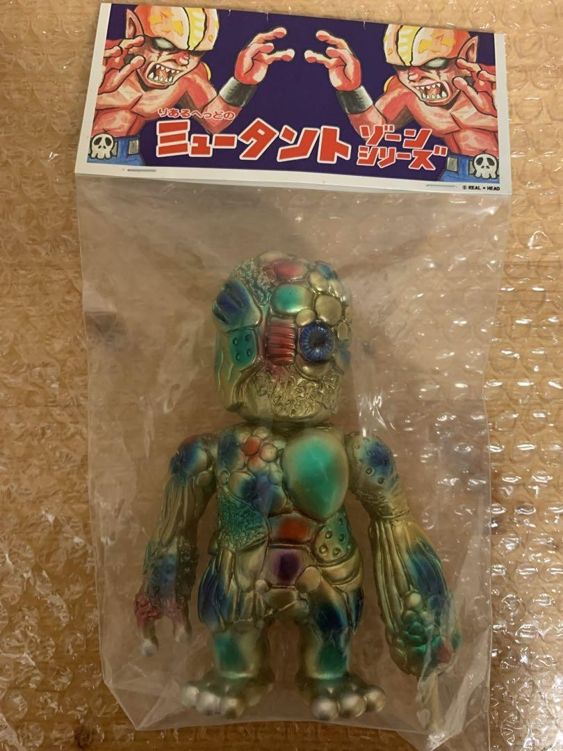 MUTANT VINYL HARDCORE MVH OLLIE JAPAN KAIJU SOFUBI TOY