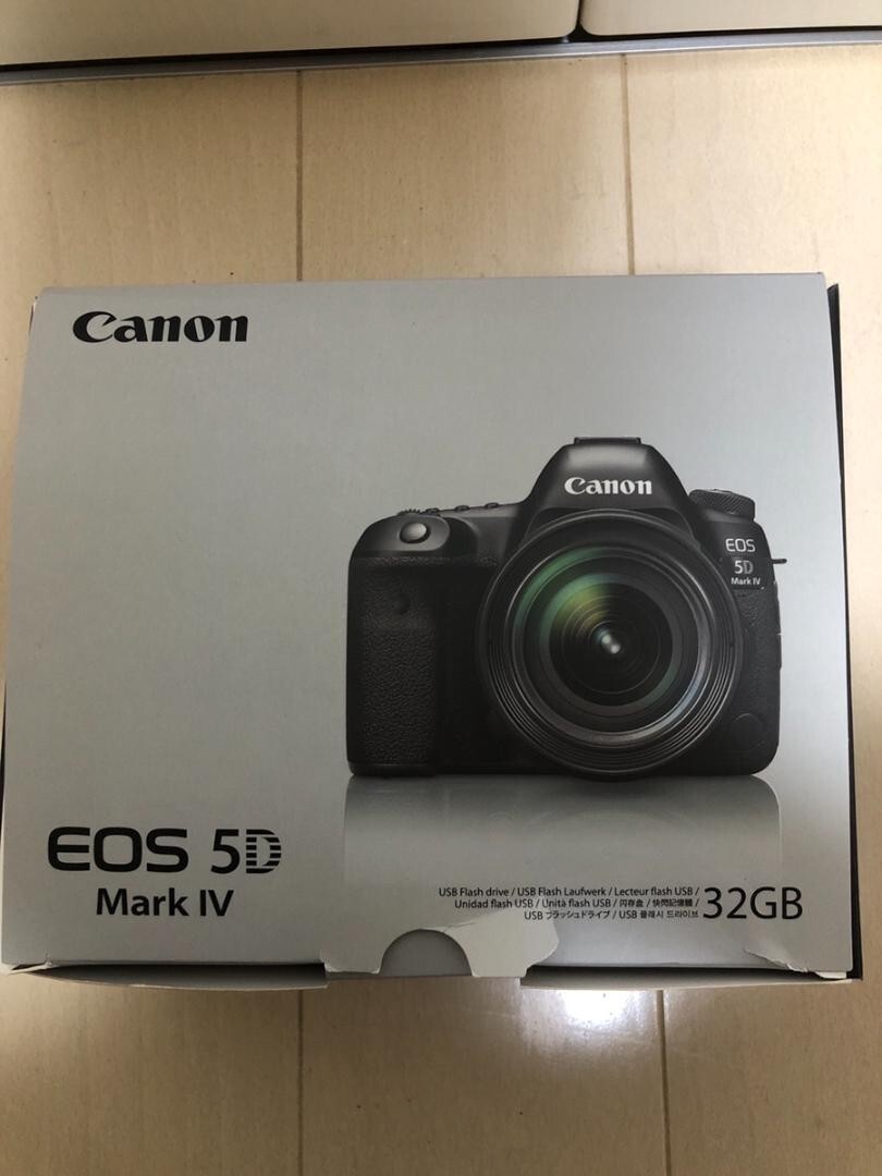 【美品】 Canon EOS 5D Mark4 テザーツールおまけ付き Canon EOS 5D Mark IV | Tether Tools