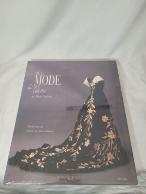 De La Mode & Des Jardins: Au Musee Galliera