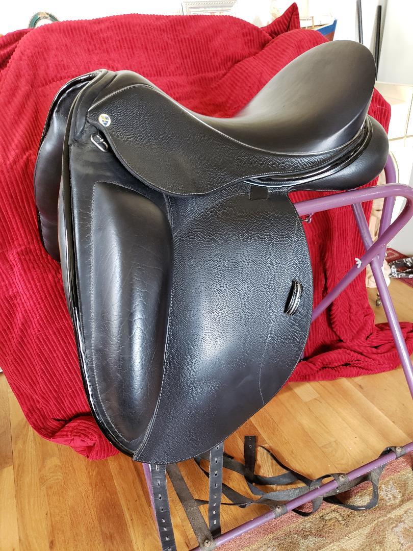 N2 Dressage Saddle, 18