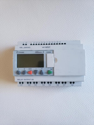 CROUZET CD20 MILLENIUM 3 PLC CONTROLLER Model: CD20 88 970 053  100-240 VAC.