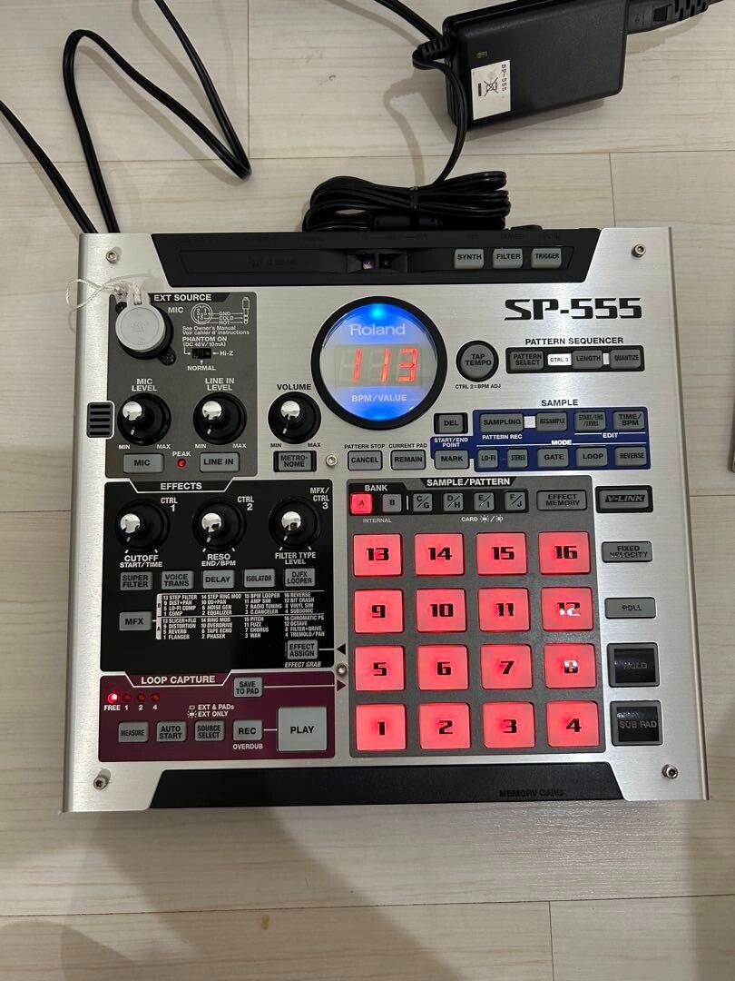 Roland SP-555 Creative Sampler Good Condition Working Tested
