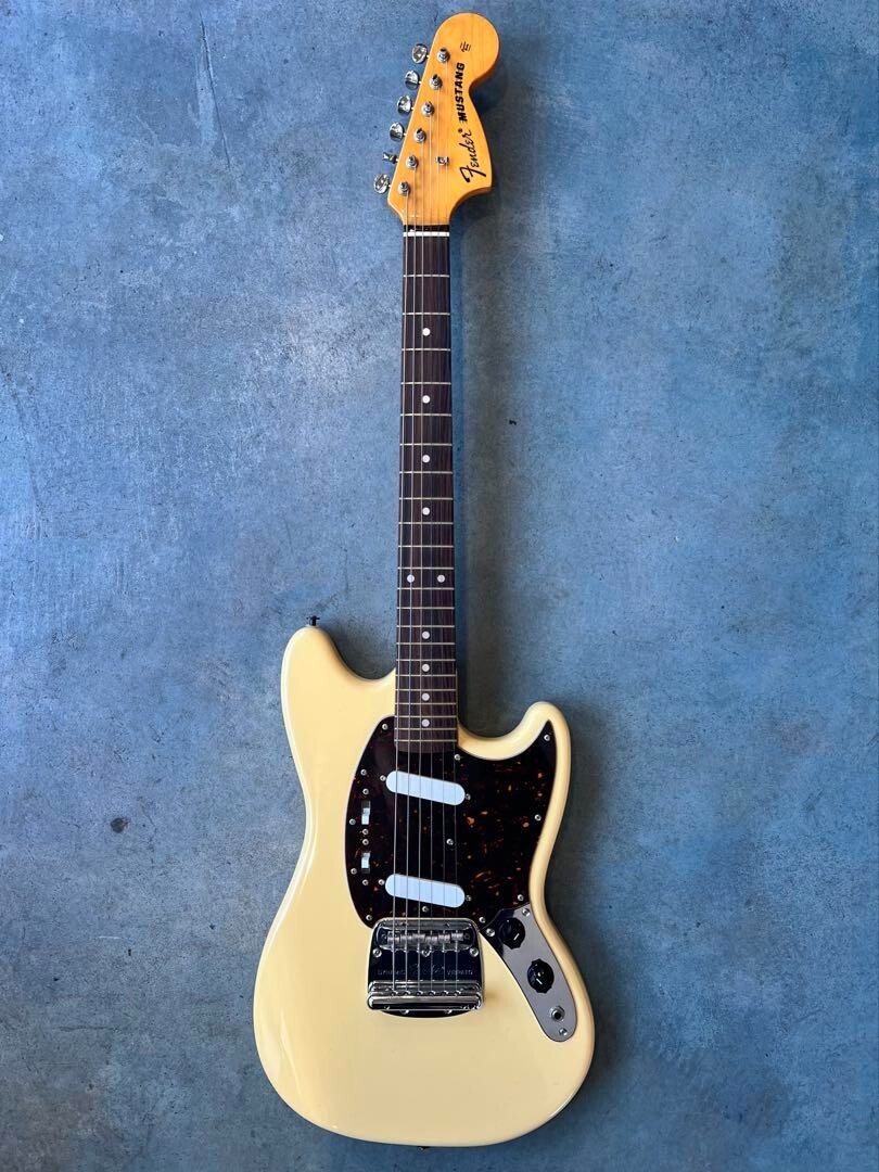 ギター Fender Japan Mustang MG69-65 YWH 2006-08 Fender Japan Mustang MG69-65 YWH 2006-08 From JAPAN | eBay