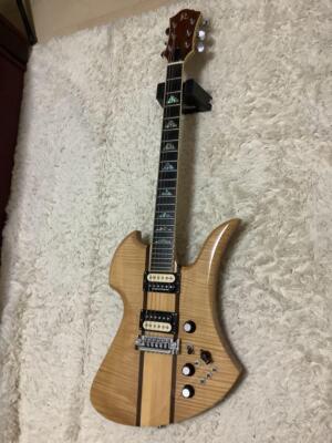 B.C.Richベース hideモデル！！！ Yahoo!オークション - B.C.Rich モッキンバード hide MG-480X風