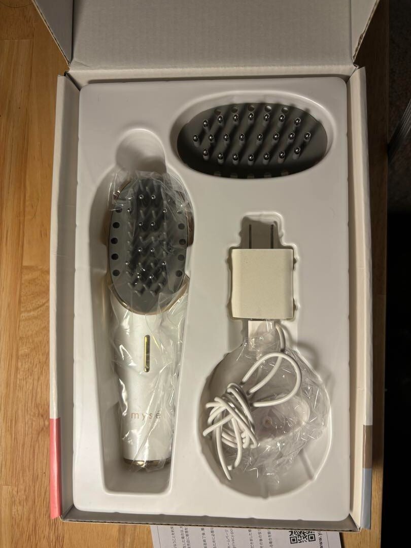 myse MS-80W WHITE　YA-MAN YA-MAN Myse Scalp Lift MS-80W EMS Facial Equipment with Box