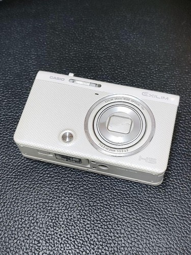 【美品】 CASIO EXILIM EX-ZR70 ホワイト Casio HIGH SPEED EXILIM EX-ZR70 digital camera W. 10x zoom