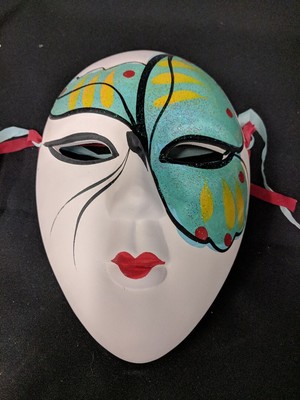 LOT OF 3 VINTAGE PORCELAIN HAND PAINTED WALL MASKS MARDI GRAS HARLEQUIN CARNIVAL