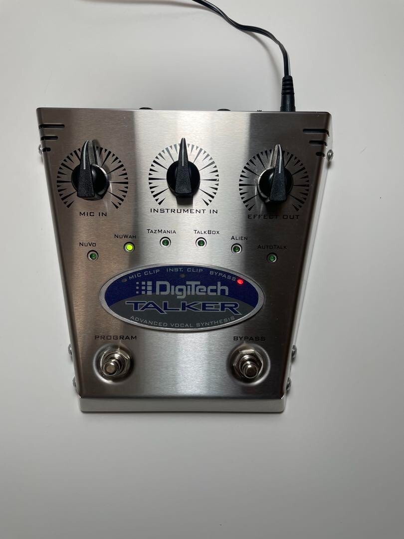 Digitech Talker ボーカルシンセサイザー Digitech Talker Advanced Vocal Synthesis Talk Box - YouTube