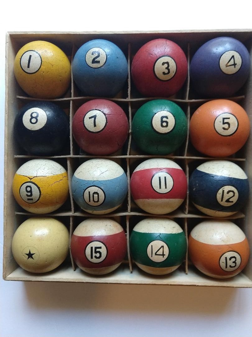 Antique Hyatt Albany Pocket Billiard/Pool Balls Original Wooden Box – 1905