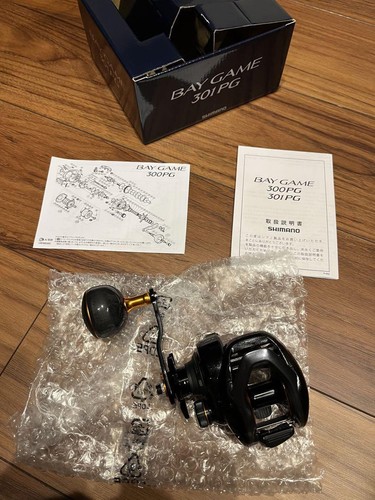 SHIMANO - □□SHIMANO シマノ 20 ベイゲーム 301PG(左) 04192 シマノ リール 20 ベイゲーム 301PG LEFT : ヨコオネット Yahoo
