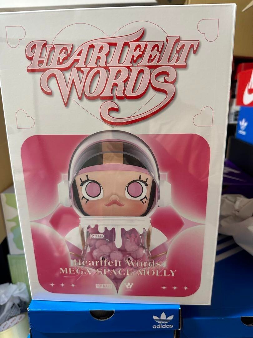 POP MART MEGA Collection 400% SPACE MOLLY Heartfelt Words