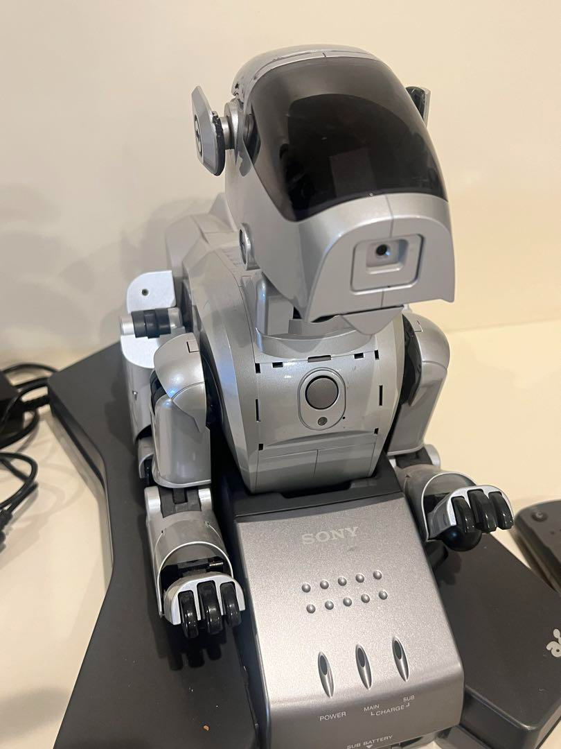 JUNK SONY AIBO ERS-111 Entertainment Robot Silver