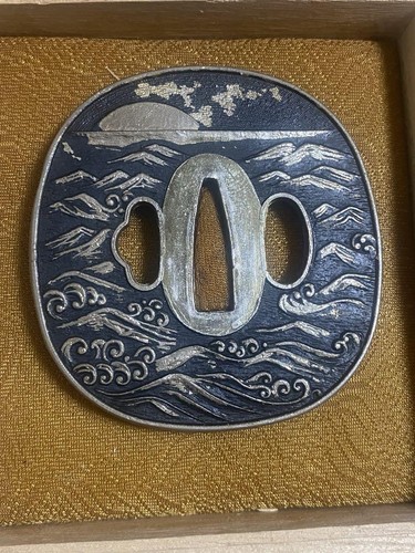 重めの鍔 Heavy tsuba for training 377g Edo period antique Tsuba for Samurai Sword (T-367) | Samurai