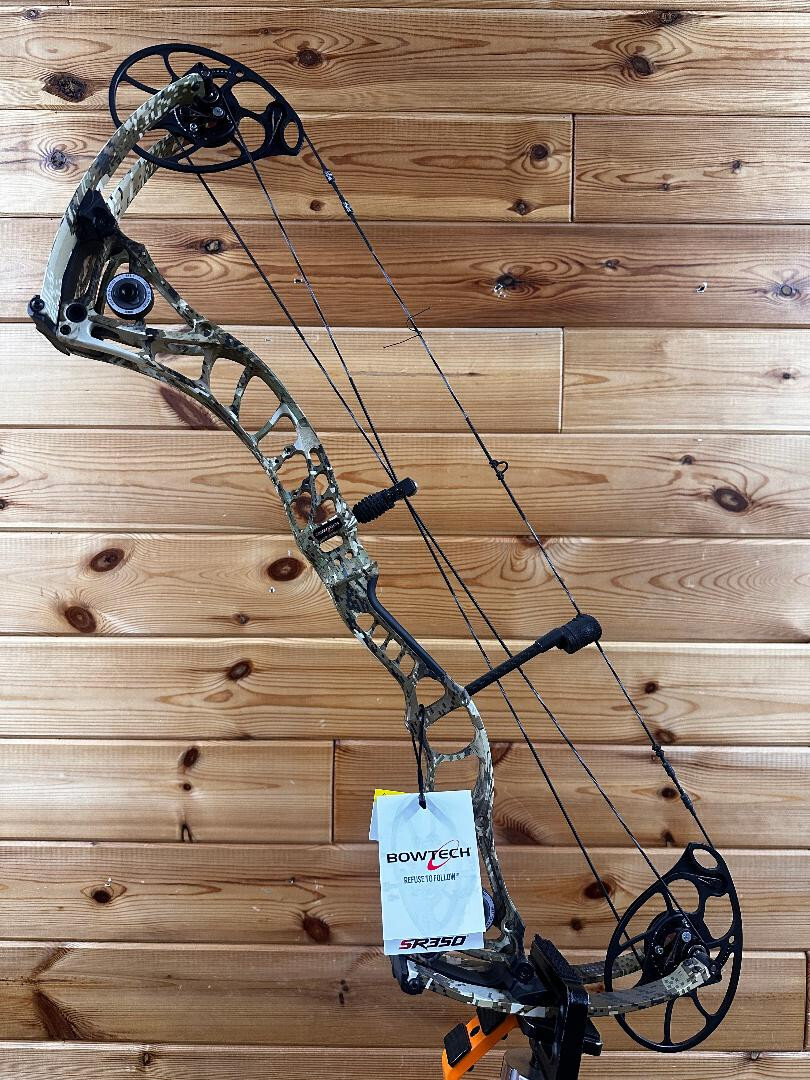 Bowtech SR350 RH 60-70# Sitka SUBALPINE Camo Compound Bow New