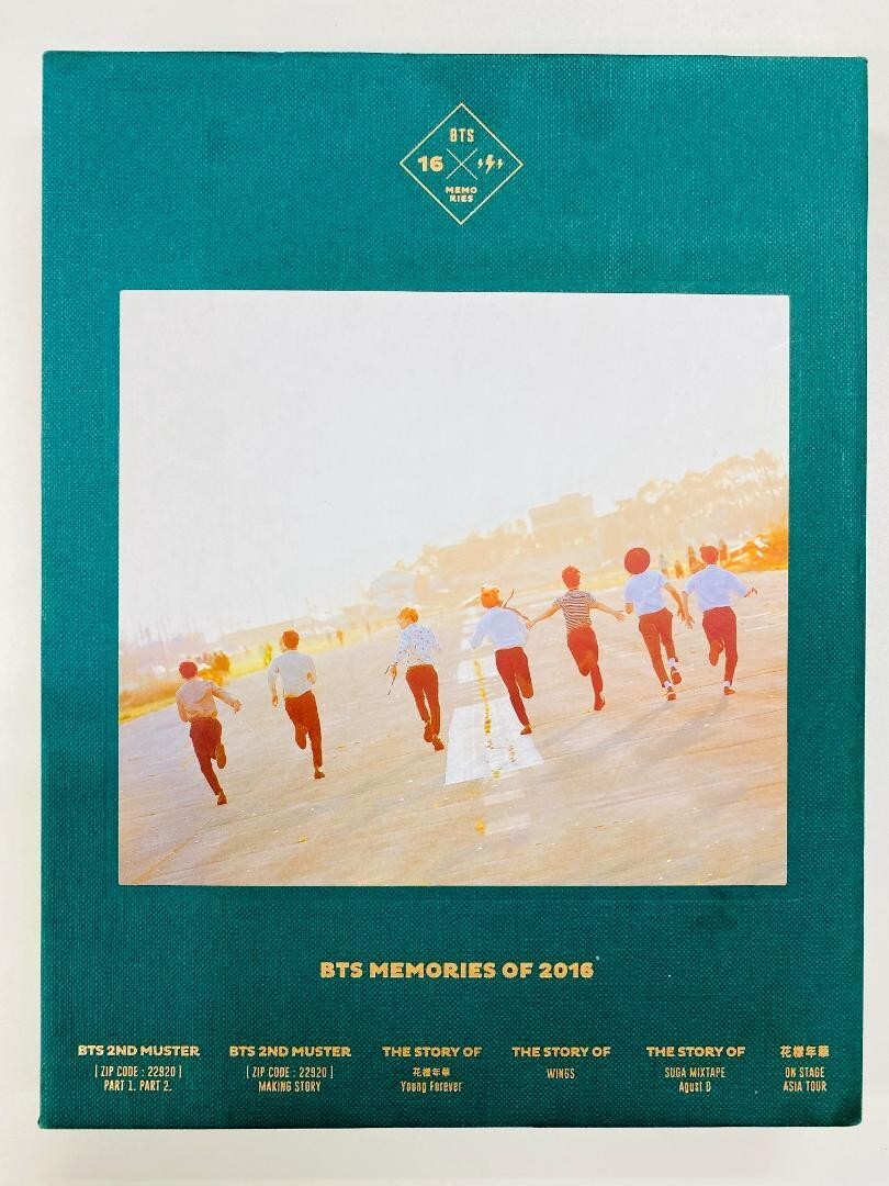 USED BTS GROUP [ Memories of 2016 Official Photobook + DVD