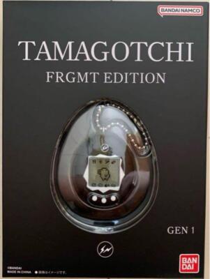 たまごっち Tamagotchi FRGMT Edition 2 Black tamagotchi Black White Both Set Tamagotchi Frgmt Edition 2