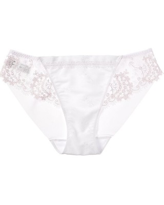 Симона Переле Мечтает о женском бикини