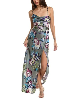 Женское платье с капюшоном от Николаса Белиры