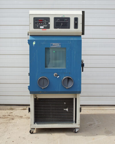 Tenney T10RS-1.5 -40 to 200C Environmental Chamber with Humidity *CALIBRATED*