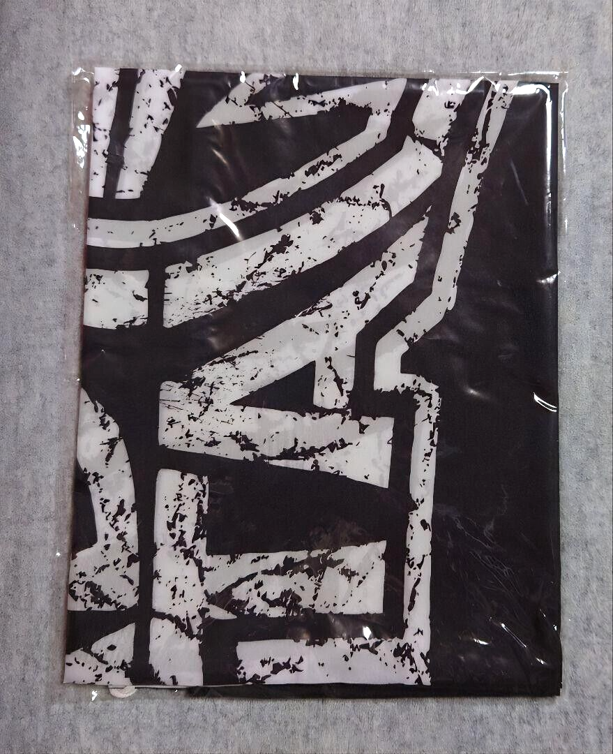 BABY L（ベビーメタル）★FLAG（旗）★ブラック×ホワイト BABYMETAL Flag Black × White Limited Rare Goods JAPAN NEW | eBay