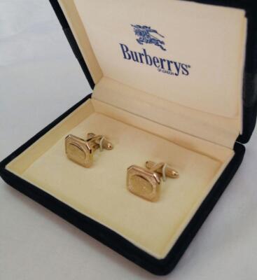 Burberrys ゴールドカフリンクス $_1.JPG?set_id=880000500F