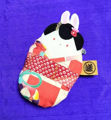 Rare Kyoto Limited Crepe Crafted Rabbit Arashi Bijin Kimono Gama-Guchi Pouch Inc
