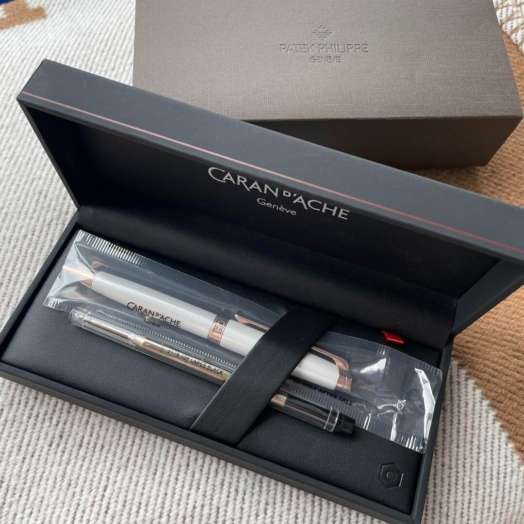 PATEK PHILIPPE x CARAN d'ACHE ペン $_57.JPG?set_id=880000500F