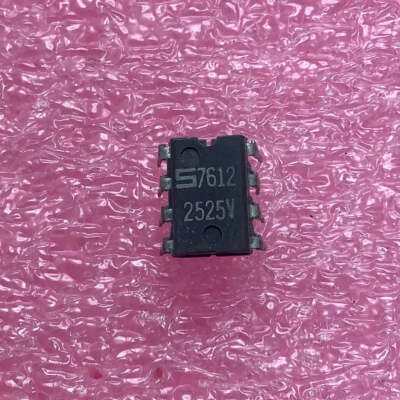 2525V - S - SIGNETICS - 1024-bit dynamic recirculating shift register IC 8 pin p