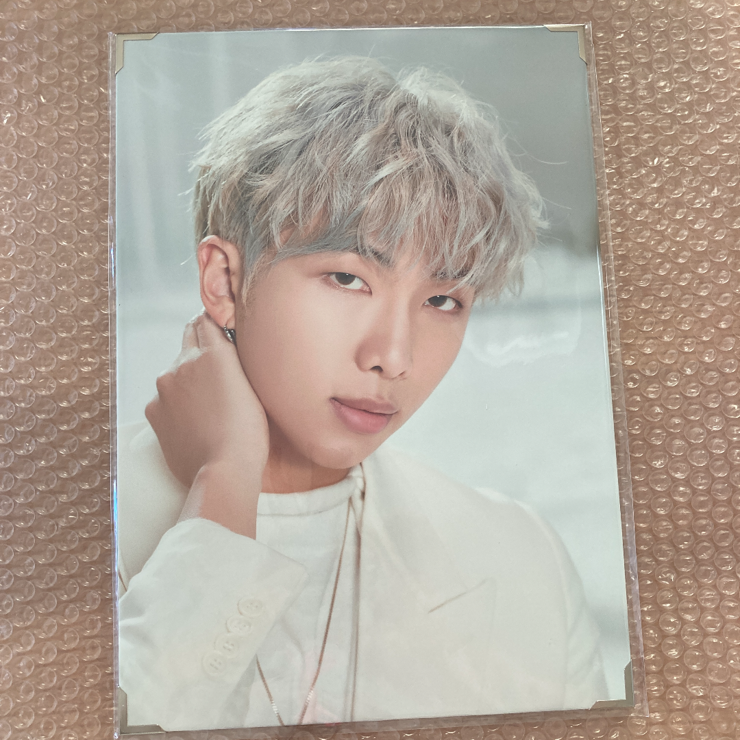 BTS MAP OF THE SOUL TOUR Premium photo OFFICIAL MD RM