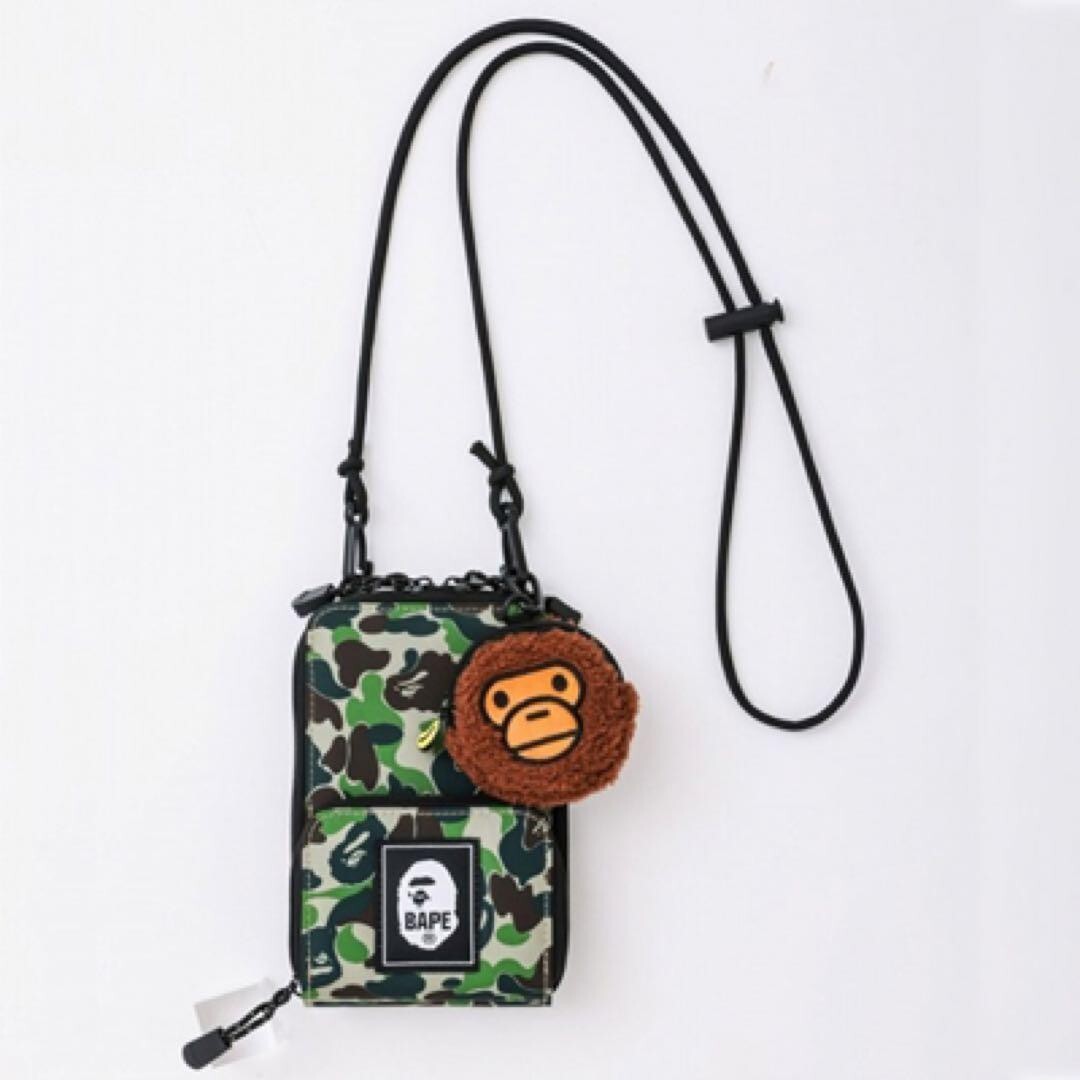 アクセサリー A BATHING APE MULTI COLOR SHOULDER BAG M アクセサリー A BATHING APE MULTI COLOR SHOULDER BAG M A