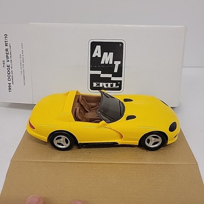 ERTL 1994 Dodge Viper RT/10 AMT Dandelion Yellow Pearlcoat  #7155  Promotion 7''