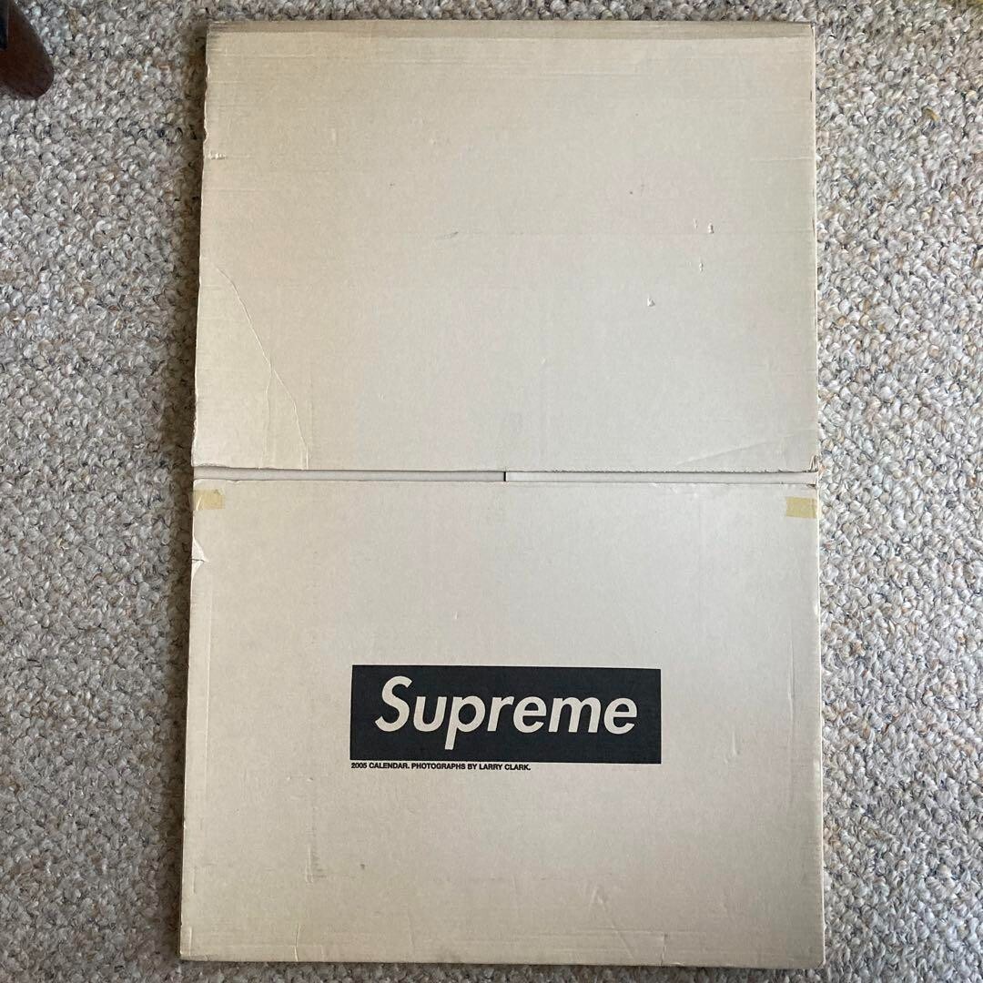 supreme カレンダー larry clark レア 新品 未使用 未開封 希少2005年Supreme Larry Clarkカレンダーパッケージ 額装