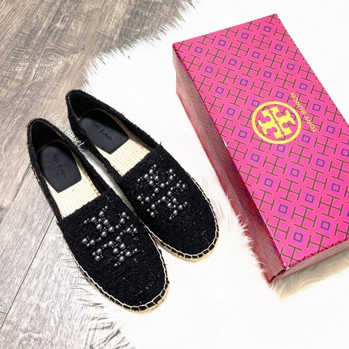 【Tory Burch】ボア フラットシューズ 8M グレー ロゴ Tory Burch】ボア フラットシューズ 8M グレー ロゴ 楽天市場